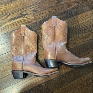 Girls cowboy boots